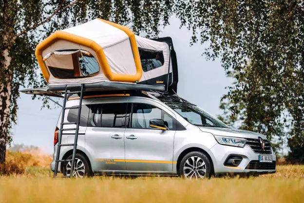 Micro Camper Habiton, le Renault Kangoo signé Bürstner.